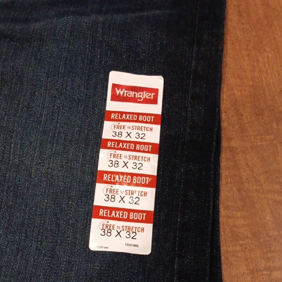 Wrangler Indigo Denim Jeans - Picture 3 of 5